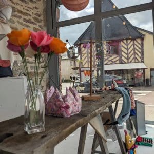 Lire la suite à propos de l’article Pour vous accueillir à la boutique …